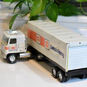 Vintage Nylint GM Delco Remy Semi Truck And Trailer Metal Truck Made In USA